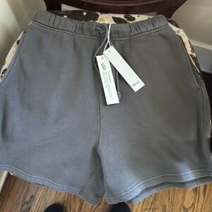 NWT Elwood Core Sweatshort Small Vintage Grey
